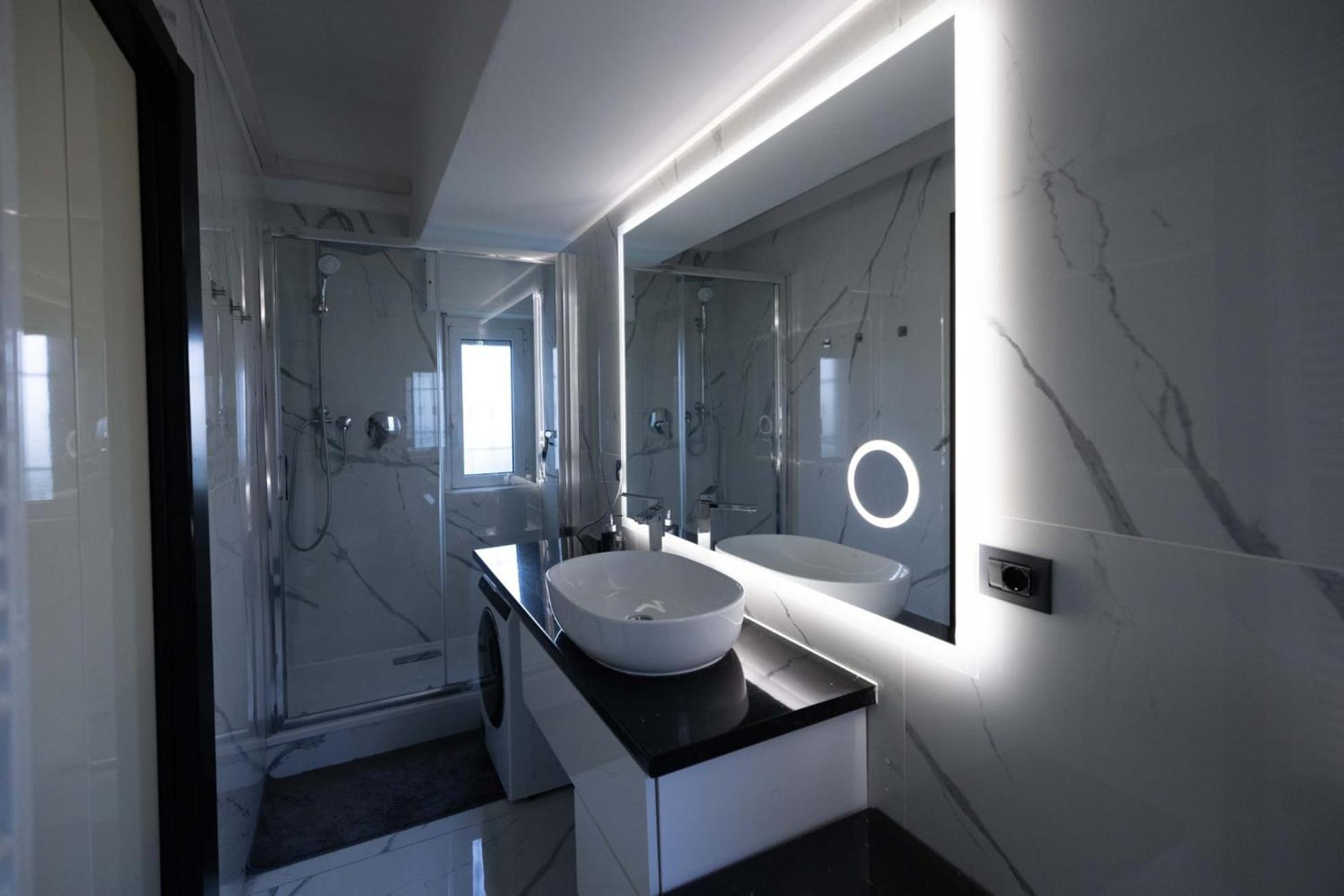 Spazioso Appartamento Con Terrazzo Navigli , Bocconi ミラノ エクステリア 写真
